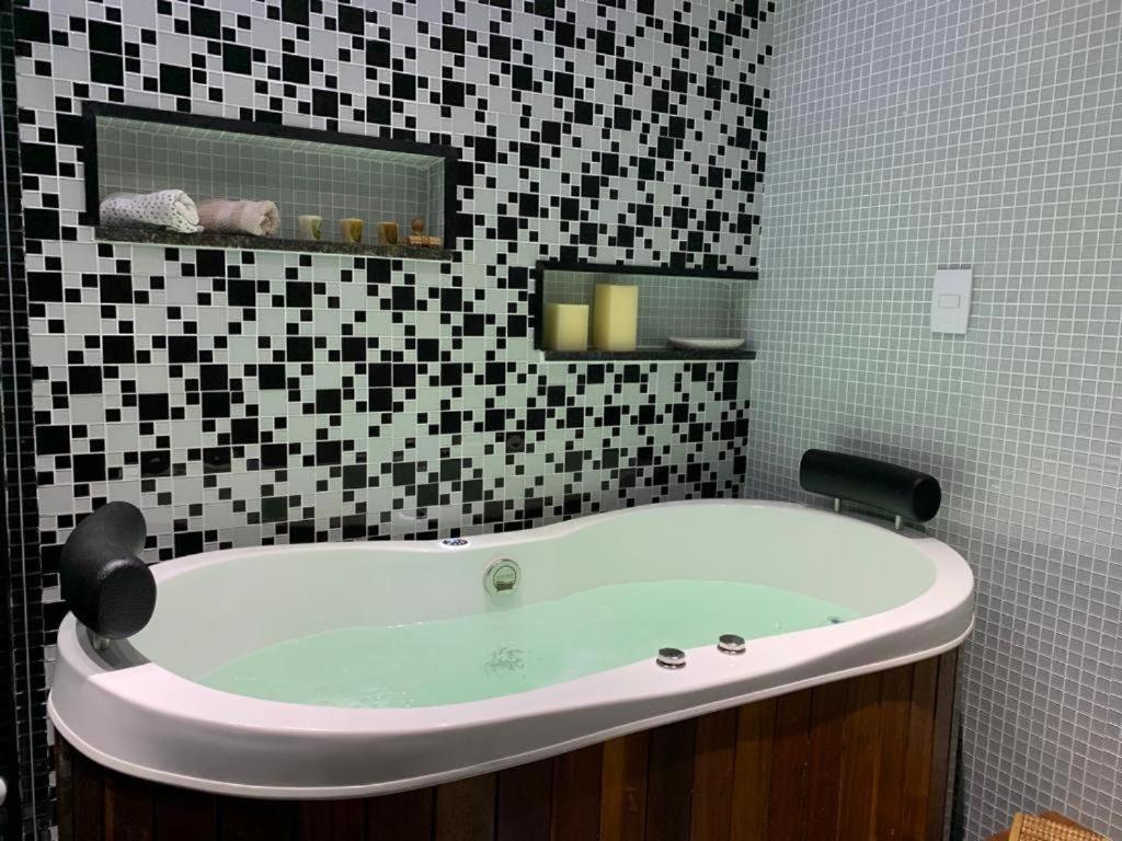 Apartamento Maravilhoso 2 Quartos Com Ofuro Porto Da Barra Summer Barra Flat Salvador